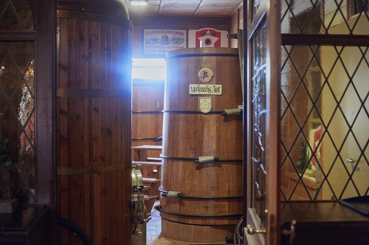 Herberg De Zwarte Ruiter グルペン エクステリア 写真